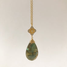 Load image into Gallery viewer, Large Labradorite with Gold Necklace