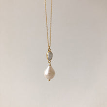 Load image into Gallery viewer, Baroque Pearl Gold Necklace