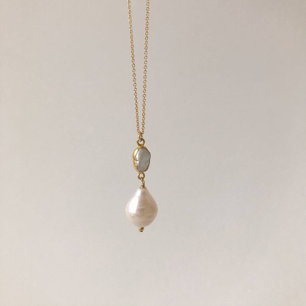Baroque Pearl Gold Necklace